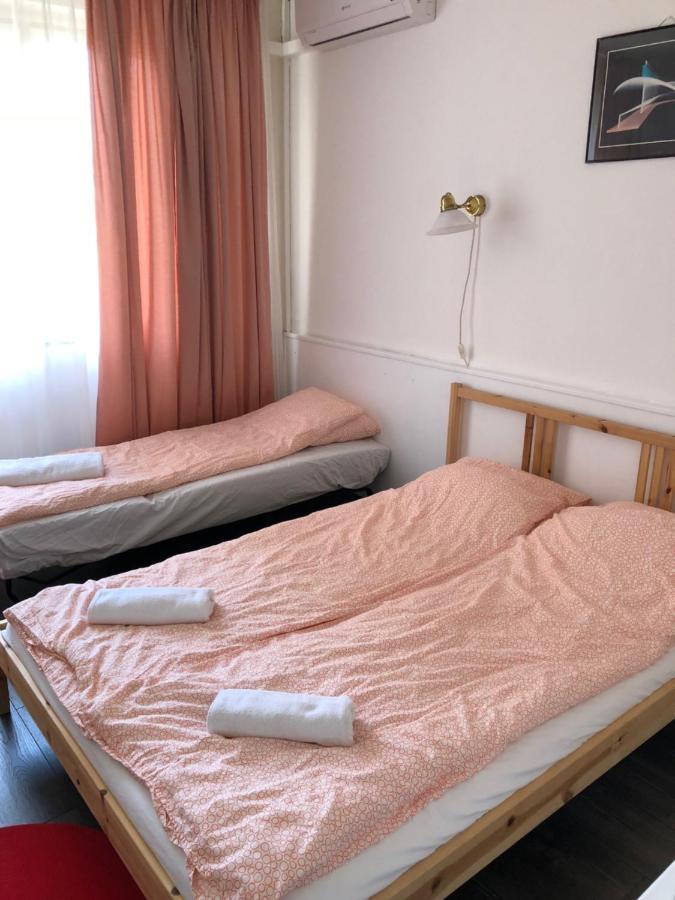 Cuki Apartmanok Сиофок Екстериор снимка