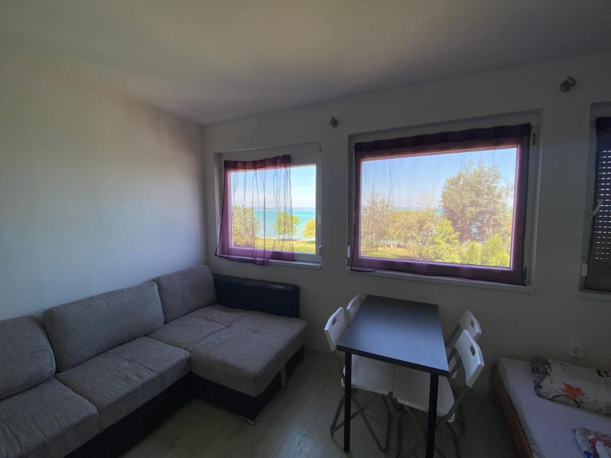 Cuki Apartmanok Сиофок Екстериор снимка