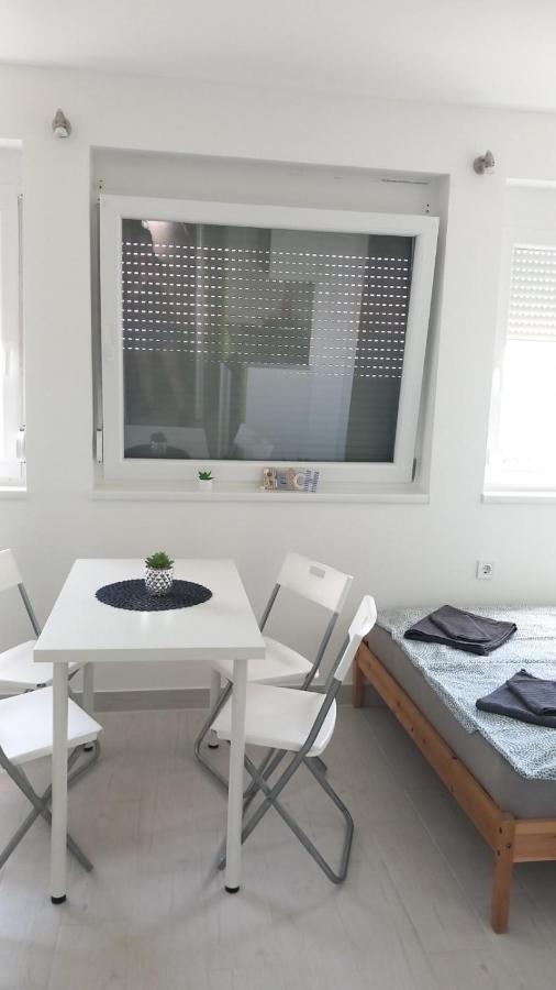 Cuki Apartmanok Сиофок Екстериор снимка