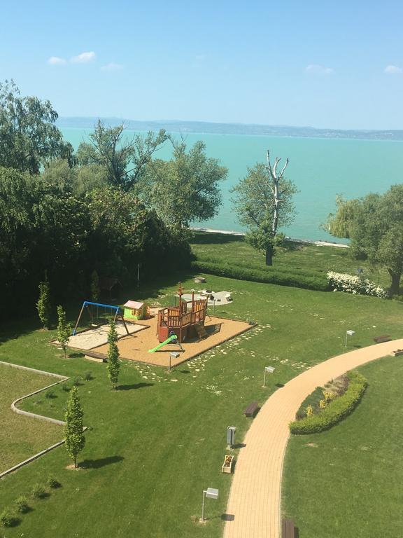 Cuki Apartmanok Сиофок Екстериор снимка